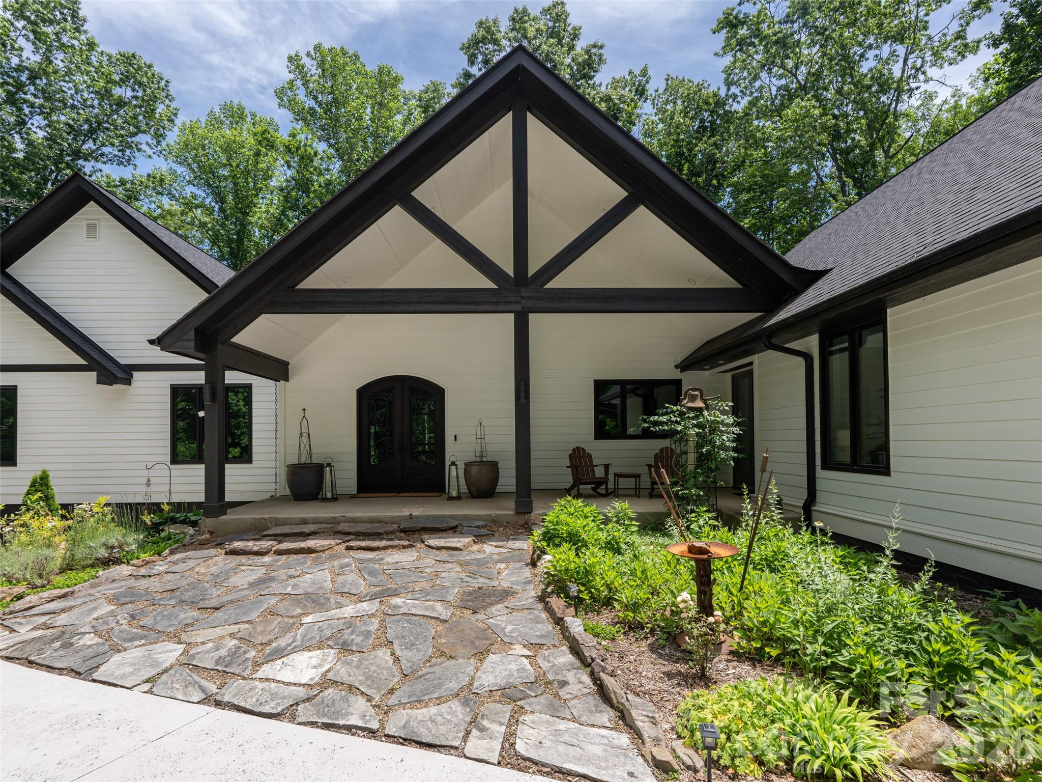 508 Avery Creek Road Arden, NC 28704 - Photo 3 of 48