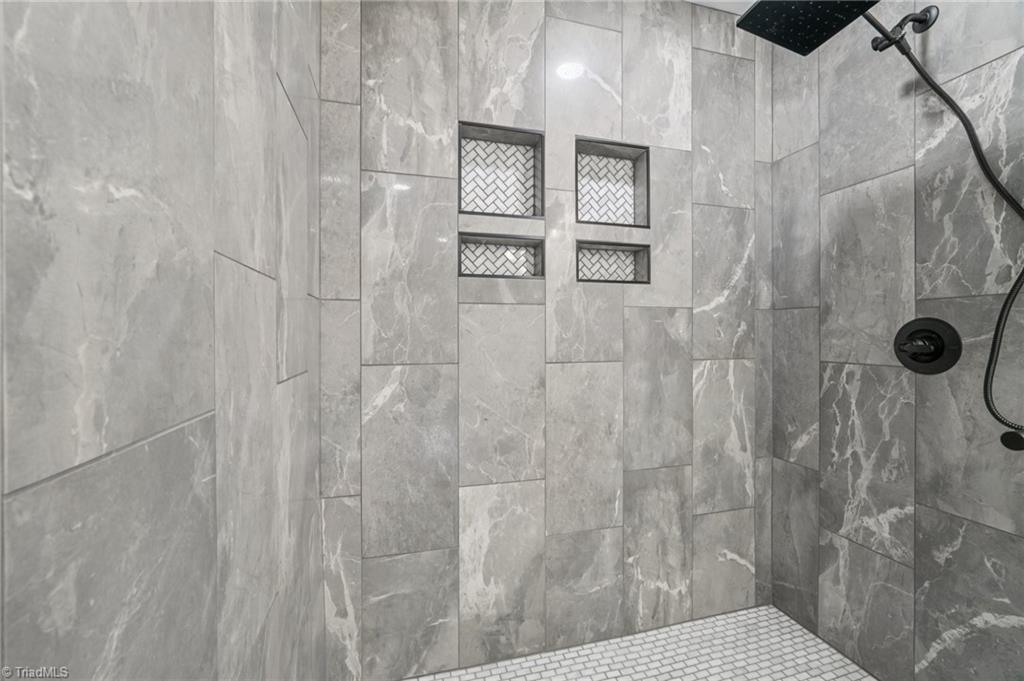 907 Sunset Drive High Point, NC 27262 - Photo 27 of 50 Rainfall on Demand!