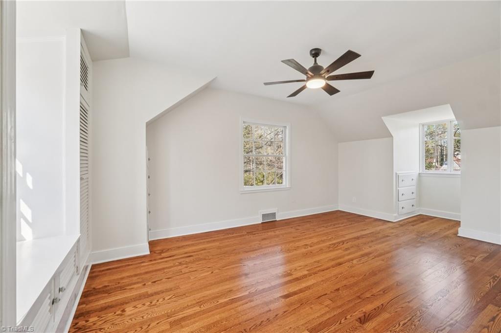 907 Sunset Drive High Point, NC 27262 - Photo 36 of 50 Seating nook is the best reading spot!