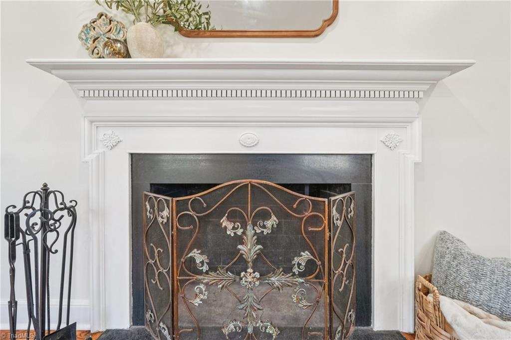 907 Sunset Drive High Point, NC 27262 - Photo 7 of 50 Beautiful Mantle