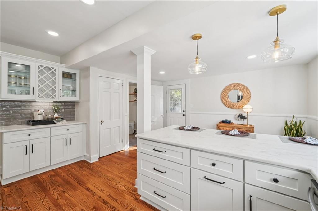 907 Sunset Drive High Point, NC 27262 - Photo 9 of 50 Gourmet meets Gorgeous!