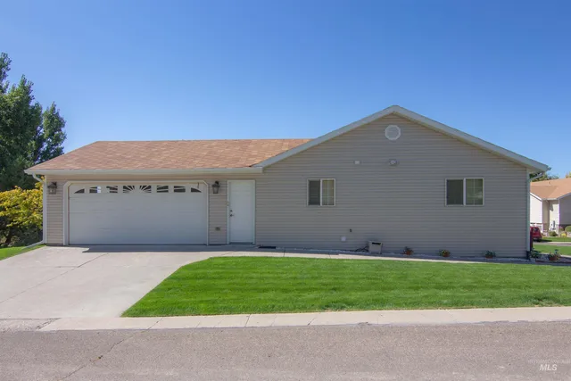 $444,000 | 723 Raindrop Drive, Chubbuck, ID 83202