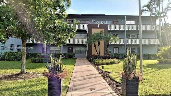 $1,450 | 250 Suffolk F, Unit 250, Boca Raton, FL 33434
