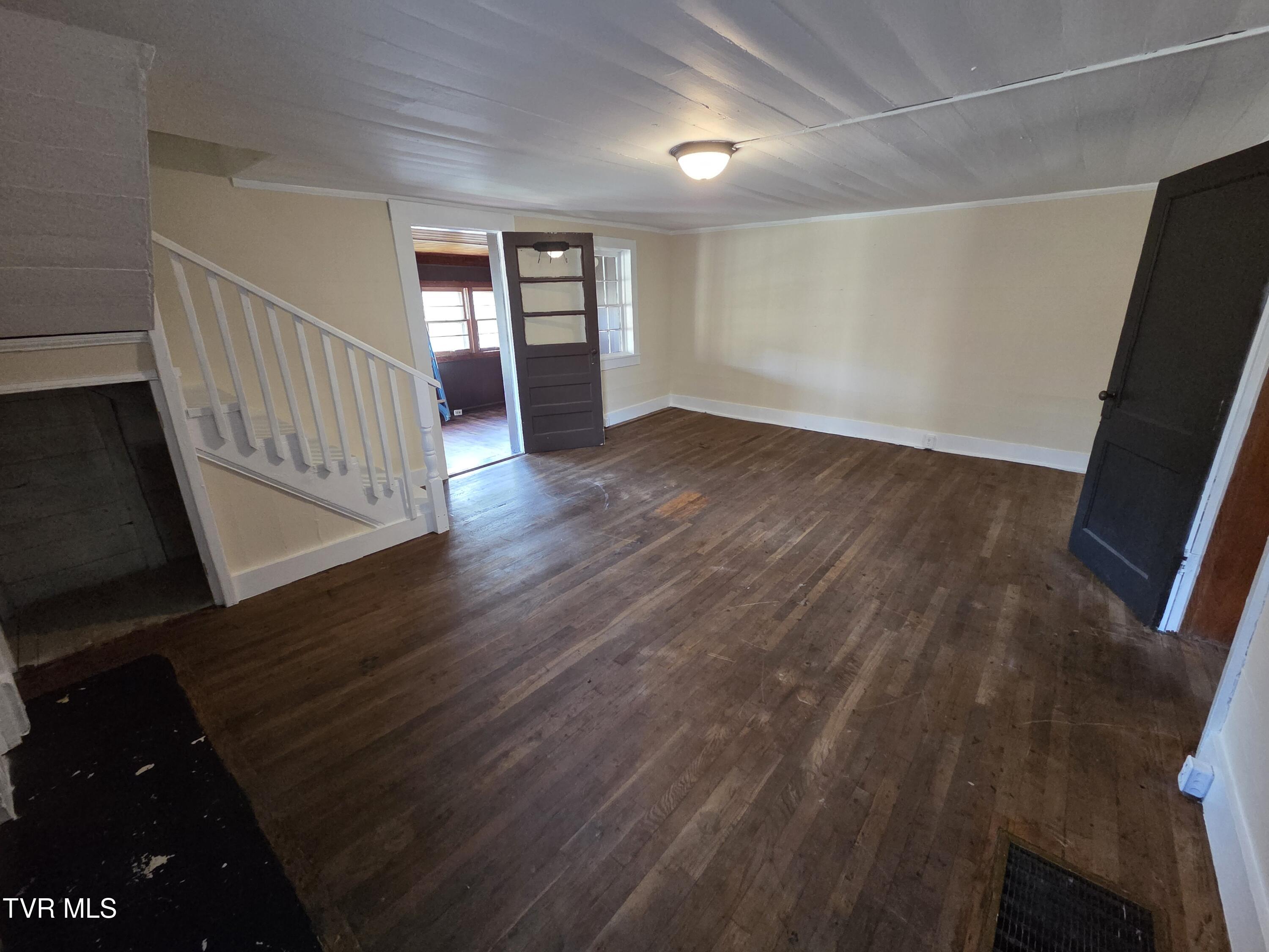 100 Eisenhower Road Jonesborough, TN 37659 - Photo 11 of 34 11