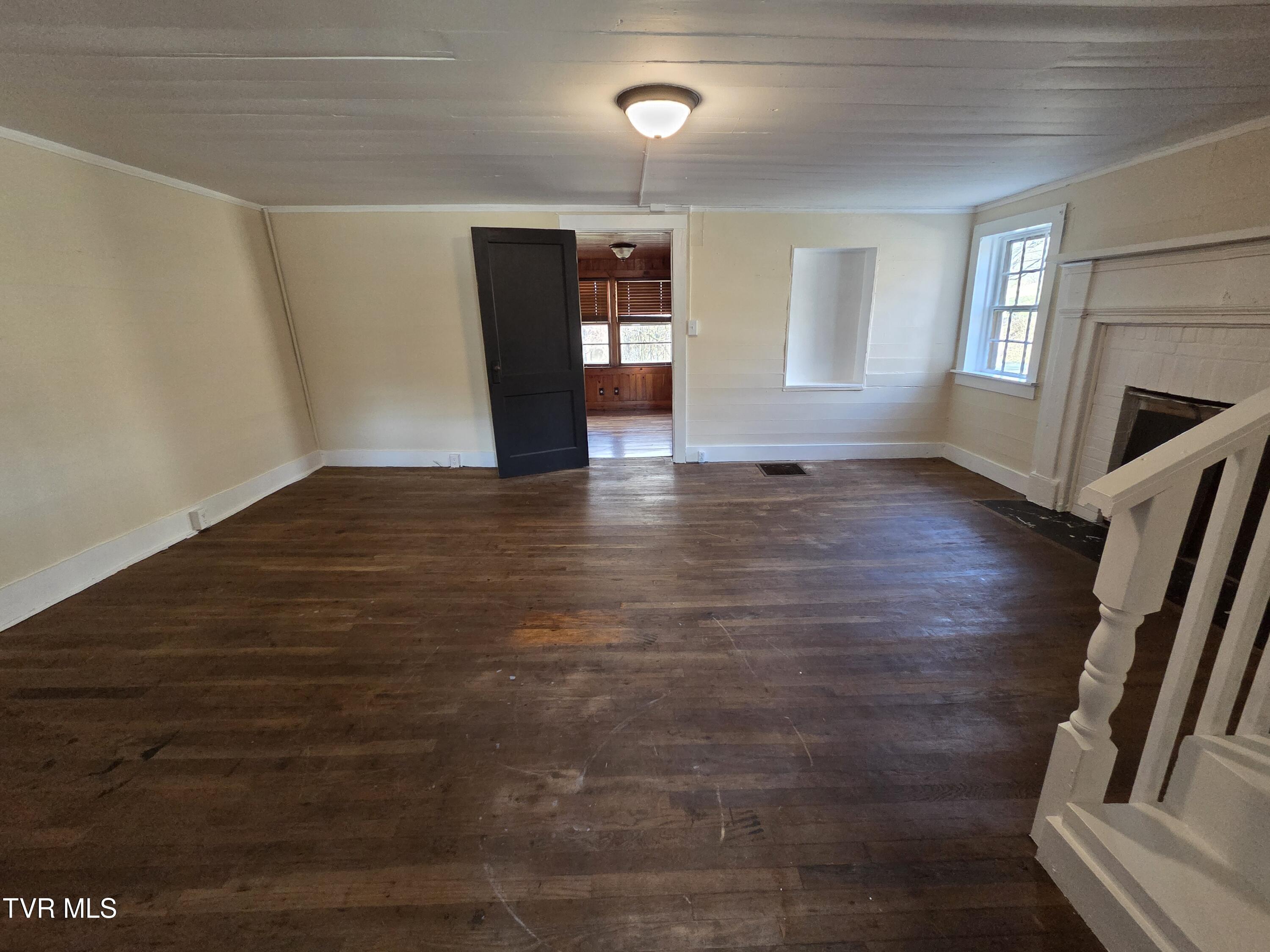 100 Eisenhower Road Jonesborough, TN 37659 - Photo 10 of 34 10