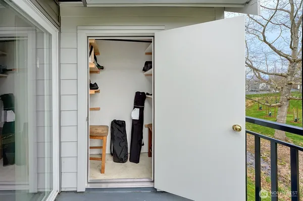 $260,000 | 4255 Wintergreen Circle, Unit 275, Bellingham, WA 98226