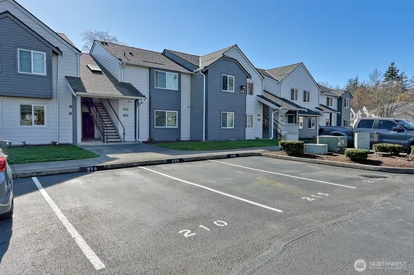 $260,000 | 4255 Wintergreen Circle, Unit 275, Bellingham, WA 98226