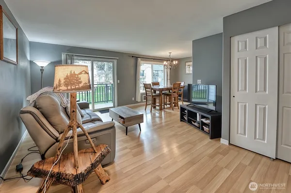 $260,000 | 4255 Wintergreen Circle, Unit 275, Bellingham, WA 98226