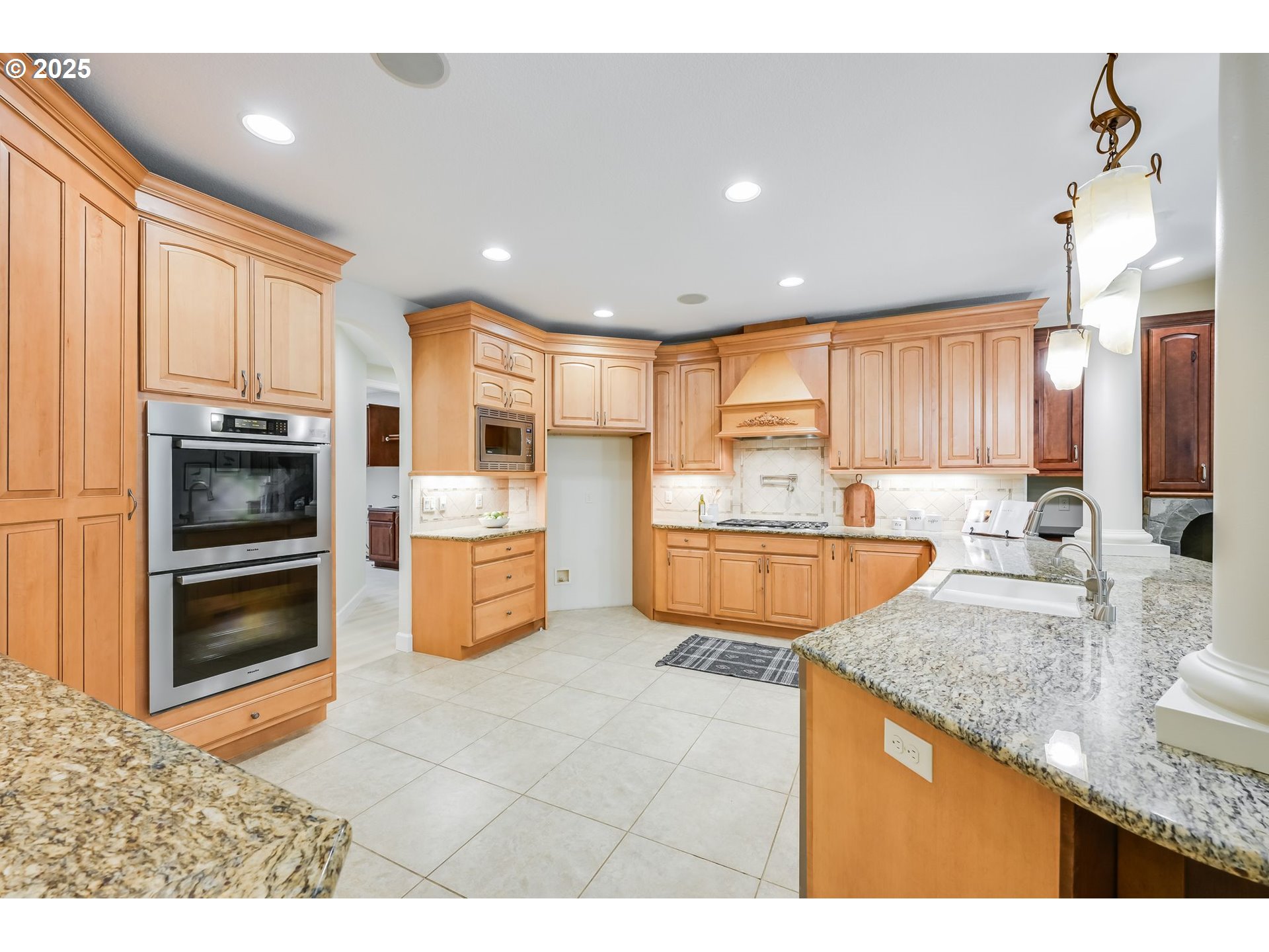20 Southwest 111th Terrace Portland, OR 97229 - Photo 23 of 48 Kitchen