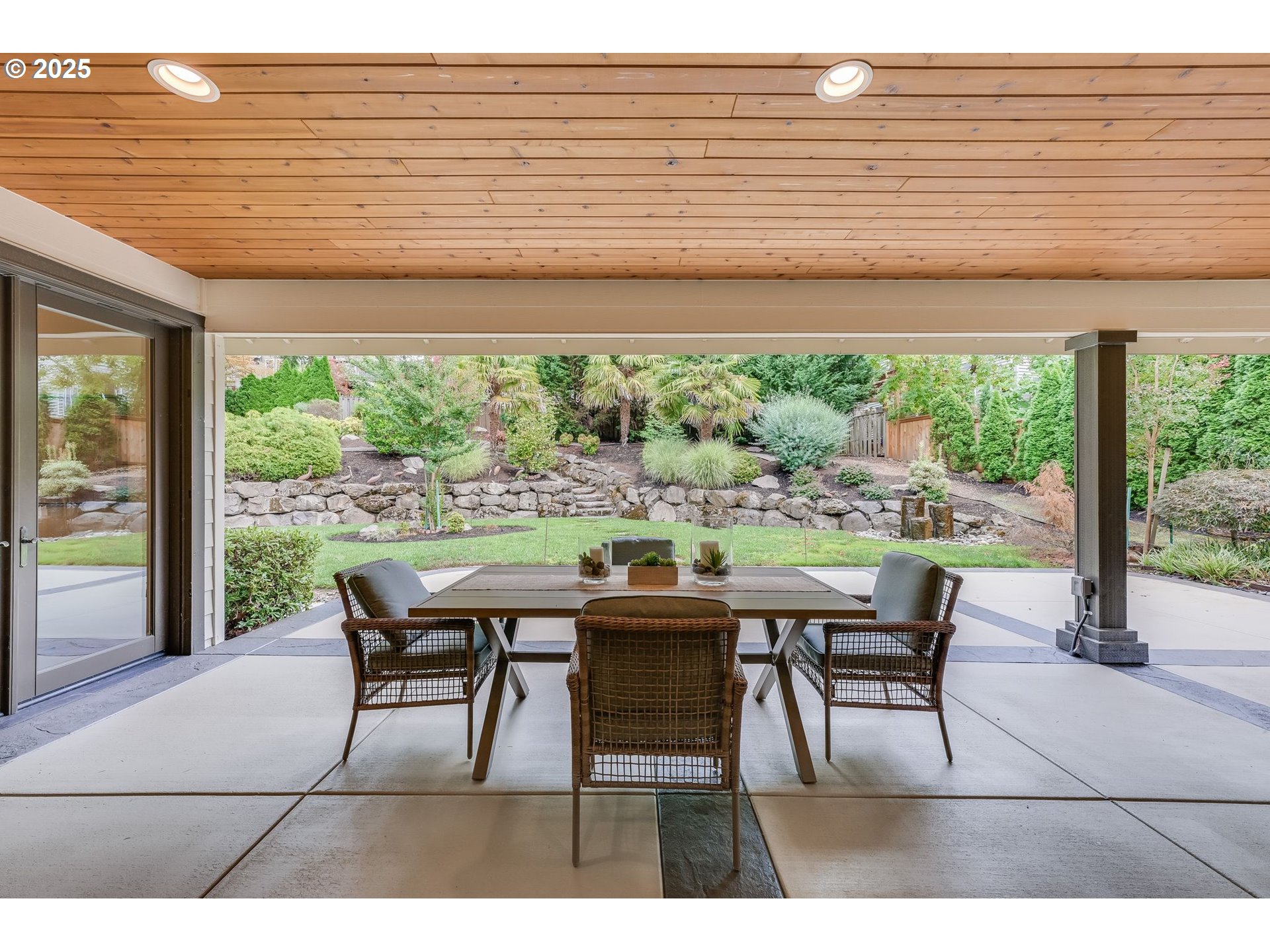 20 Southwest 111th Terrace Portland, OR 97229 - Photo 42 of 48 Kitchen/Outside