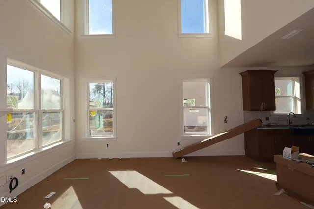 a view of a livingroom with furniture