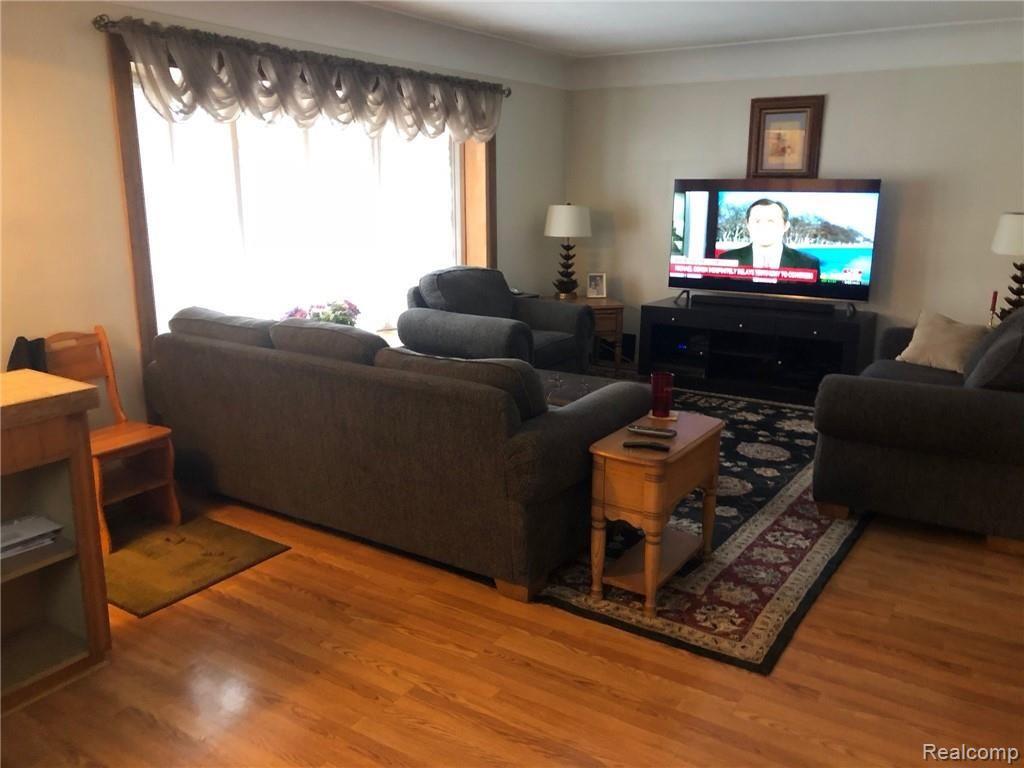 7333 Harding Street Taylor, MI 48180 - Photo 4 of 34 IMG_0001.jpg