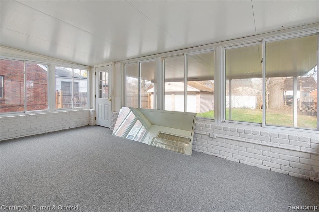 16166 Sunderland Road Detroit, MI 48219 - Photo 30 of 38