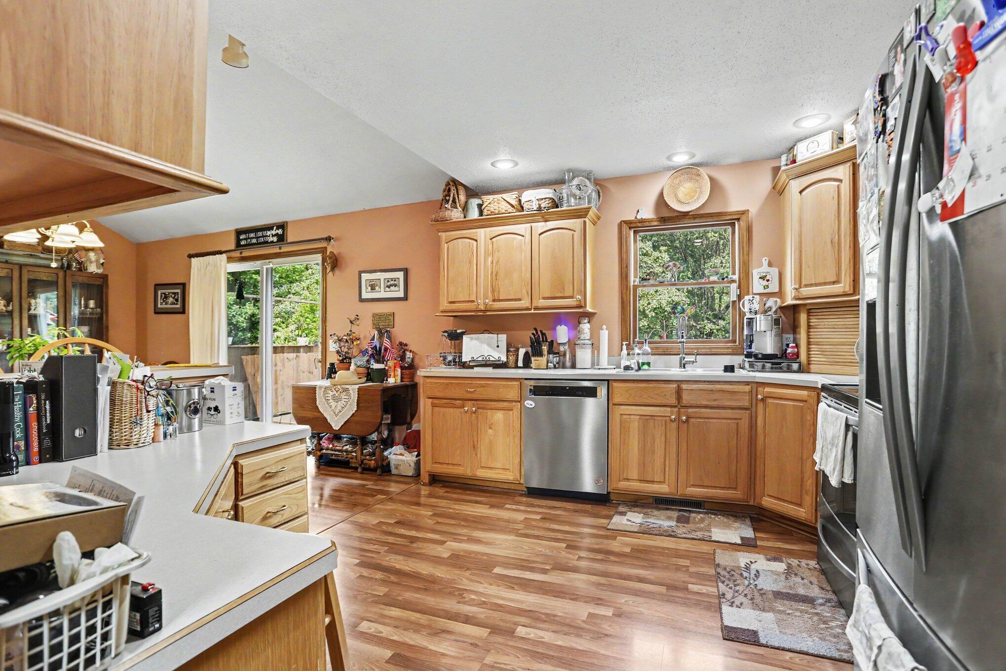 17704 Moorepark Road Three Rivers, MI 49093 - Photo 10 of 32 009_file_6442