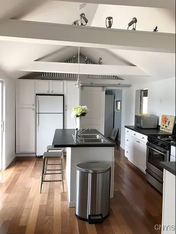 $315,000 | 4578 East Lake Road, Madison, NY 13346