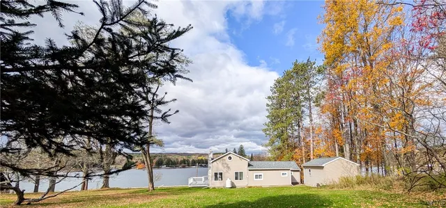 $315,000 | 4578 East Lake Road, Madison, NY 13346