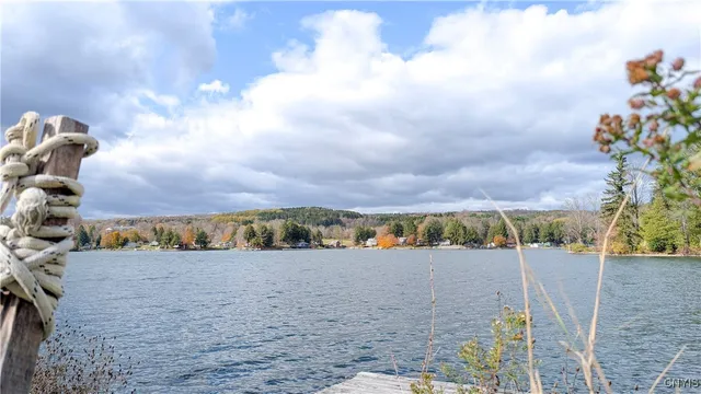 $315,000 | 4578 East Lake Road, Madison, NY 13346