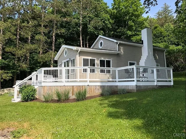 $315,000 | 4578 East Lake Road, Madison, NY 13346