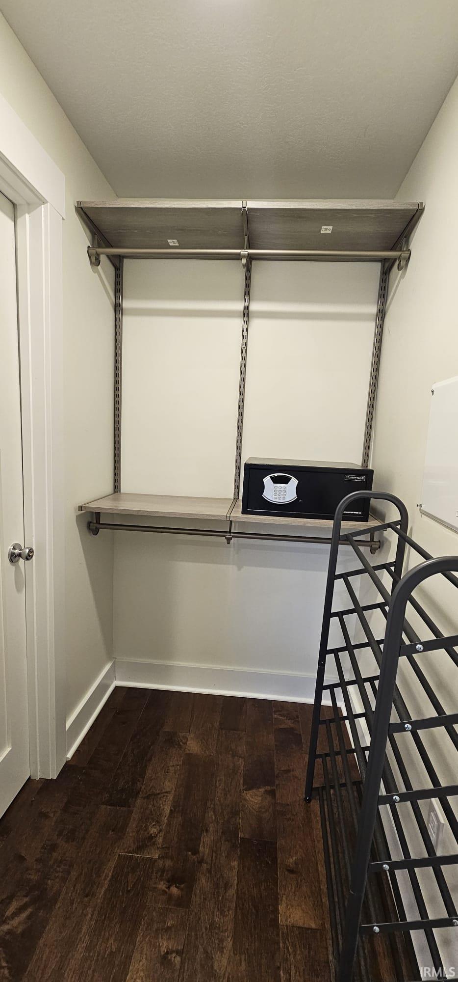 938 North Jackson Street Bloomington, IN 47404 - Photo 15 of 25