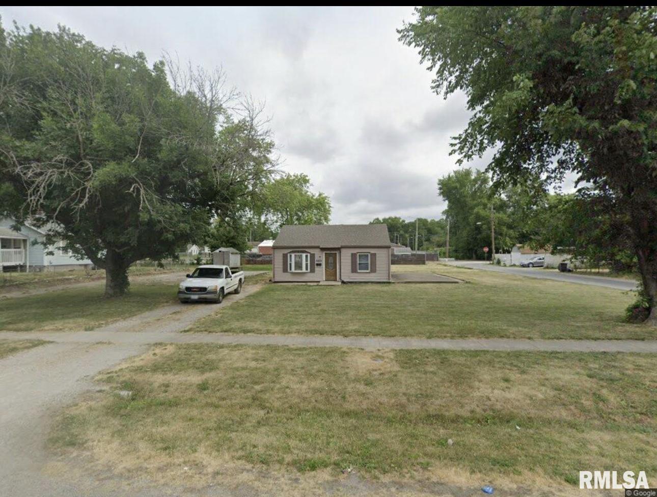 2259 East Adams Street Springfield, IL 62703 - Photo 3 of 8
