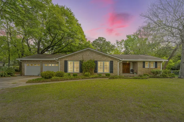 $1,799,500 | 1059 South Shem Drive, Mount Pleasant, SC 29464