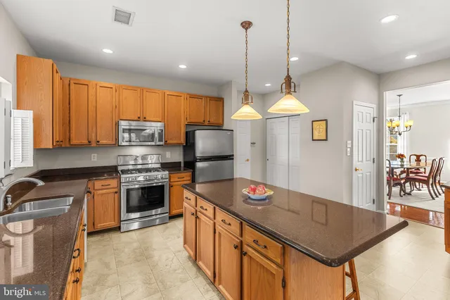 $675,000 | 6 Belmont Circle, Avondale, PA 19311