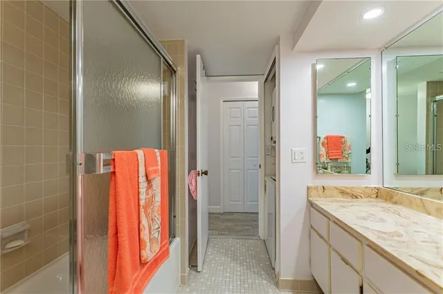 $2,500 | 800 South Gulfview Boulevard, Unit 203, Clearwater, FL 33767