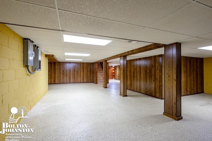 412 Lexington Road Grosse Pointe Farms, MI 48236 - Photo 35 of 43