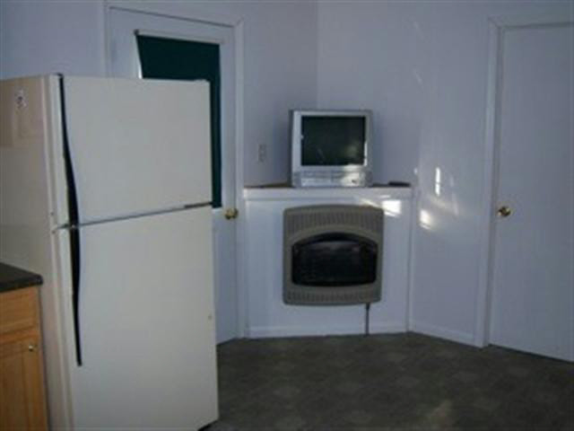 335 South George Street Ridgeville, IN 47380 - Photo 3 of 9 Gallery Image 3