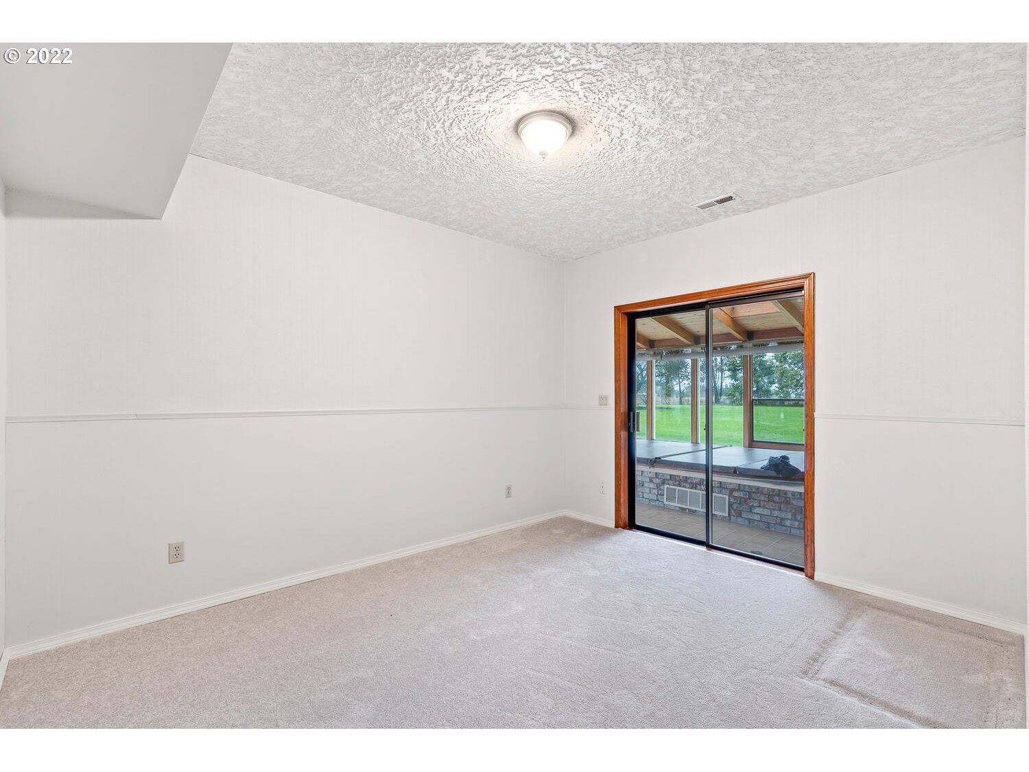 21114 Northwest 43rd Avenue Ridgefield, WA 98642 - Photo 15 of 32 a view of an empty room
