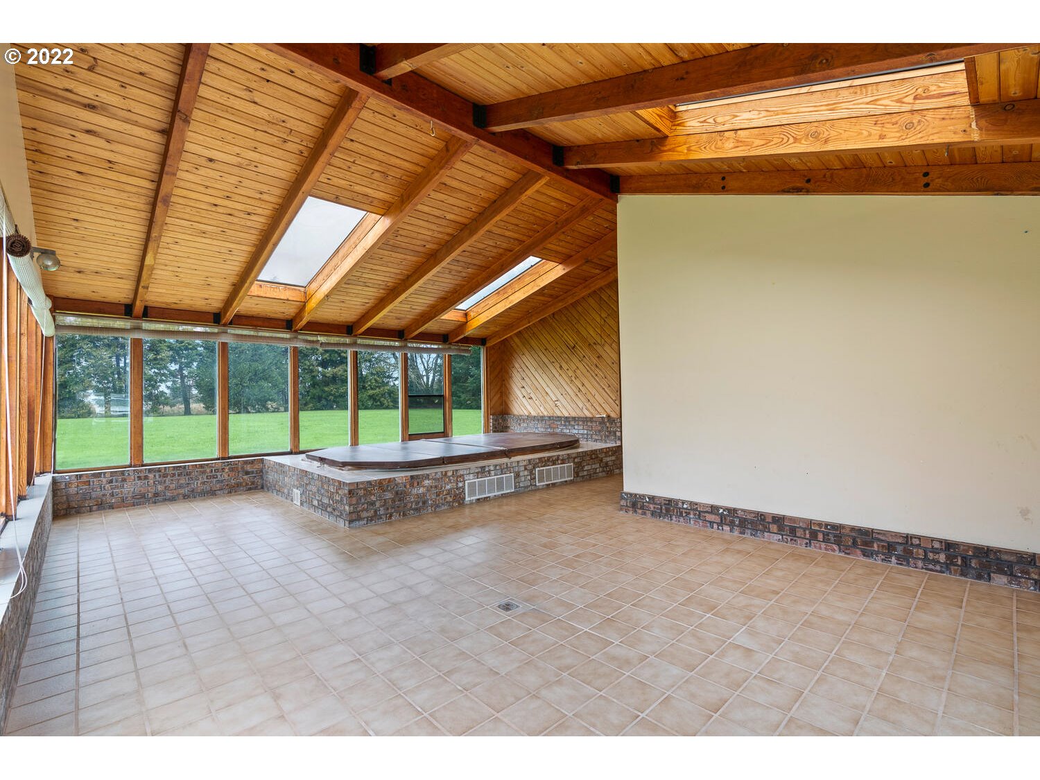 21114 Northwest 43rd Avenue Ridgefield, WA 98642 - Photo 17 of 32 a view of an empty room with a window