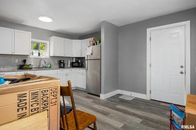 $64,900 | 415 Edmund Street, East Peoria, IL 61611