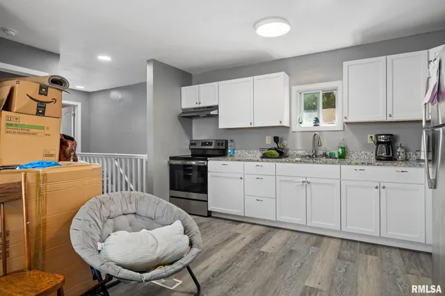 $64,900 | 415 Edmund Street, East Peoria, IL 61611