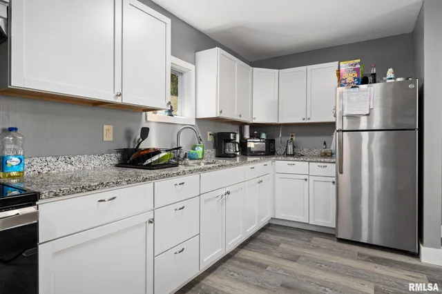 $64,900 | 415 Edmund Street, East Peoria, IL 61611