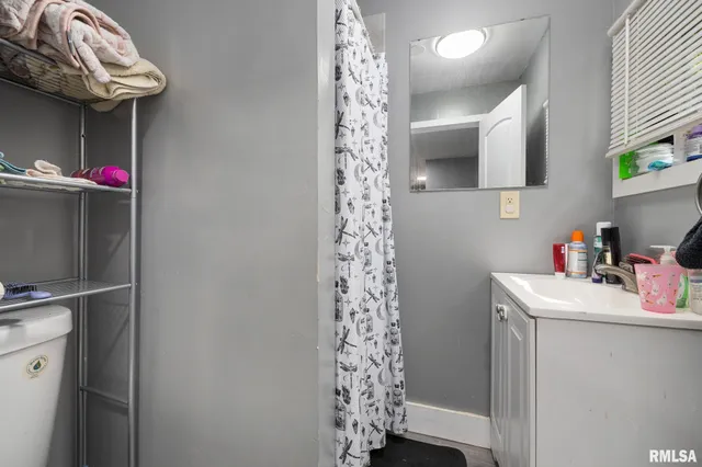 $64,900 | 415 Edmund Street, East Peoria, IL 61611