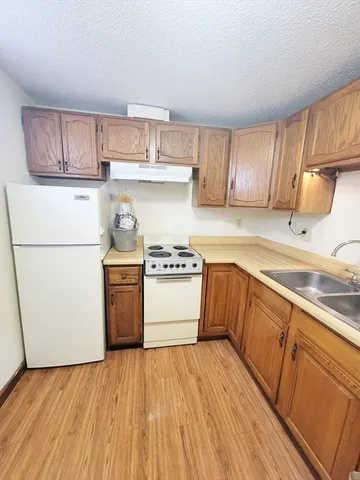 $525,000 | 4014 School Street, Thorndike, MA 01079