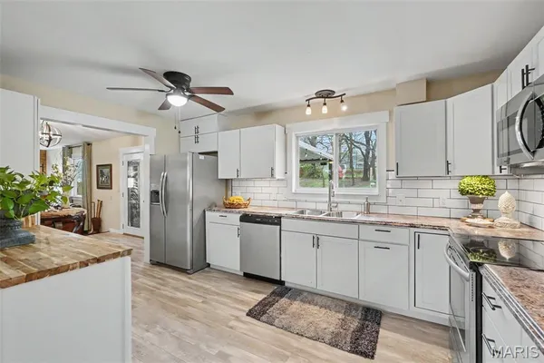 $320,000 | 605 Lincoln Court, Warrenton, MO 63383