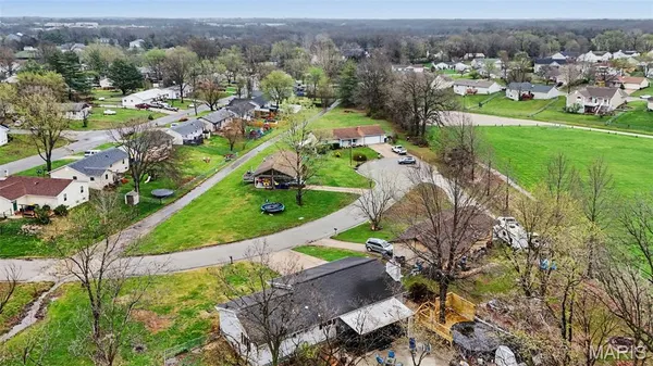 $320,000 | 605 Lincoln Court, Warrenton, MO 63383