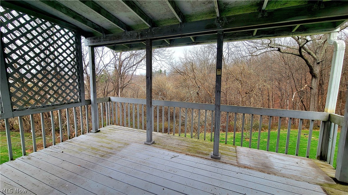 185 Goose Run Road Marietta, OH 45750 - Photo 13 of 29 Covered deck off dining area