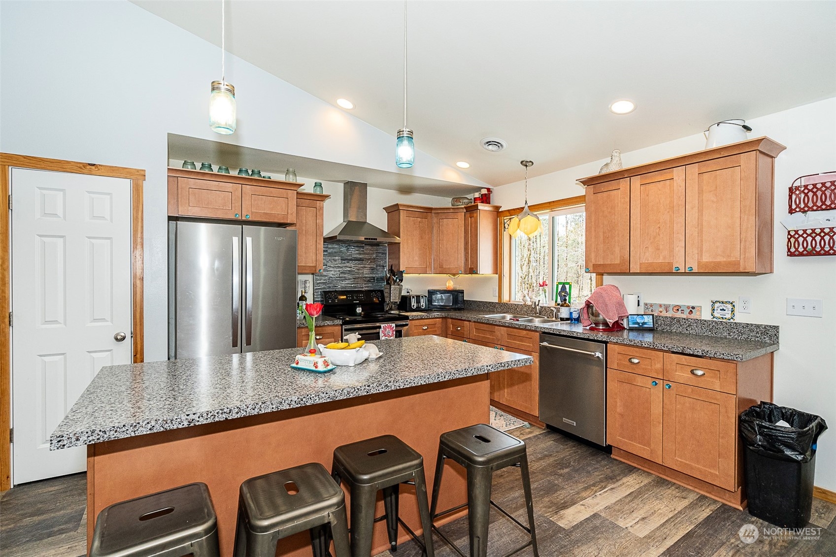 499 Oyler Road Ethel, WA 98542 - Photo 11 of 35 Gallery Image 11