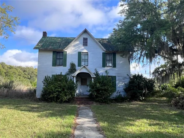 $275,000 | 180 East 3rd Avenue, Pierson, FL 32180