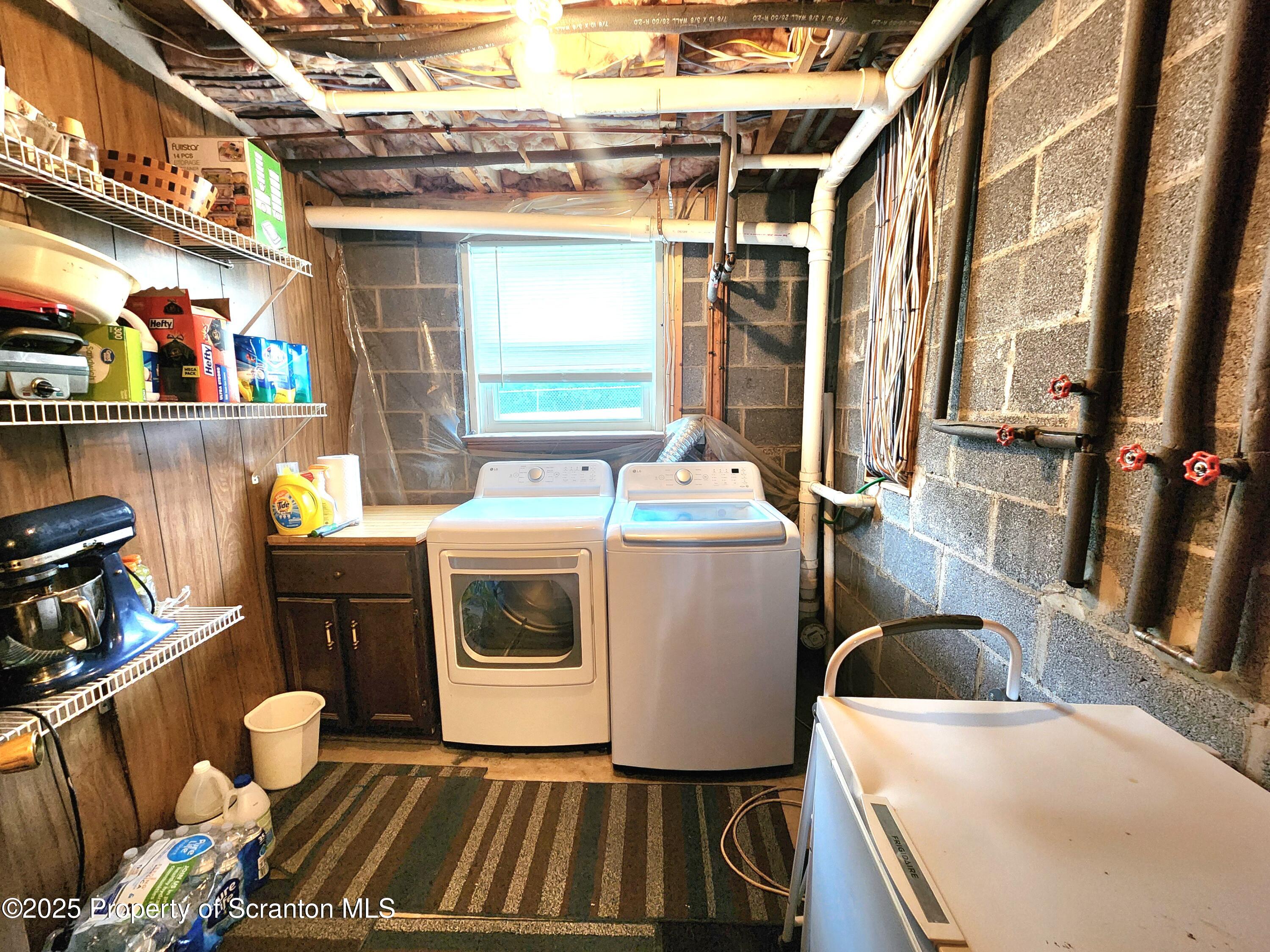 1270 Post Hill Road Dalton, PA 18414 - Photo 25 of 30 Laundry/ Pantry