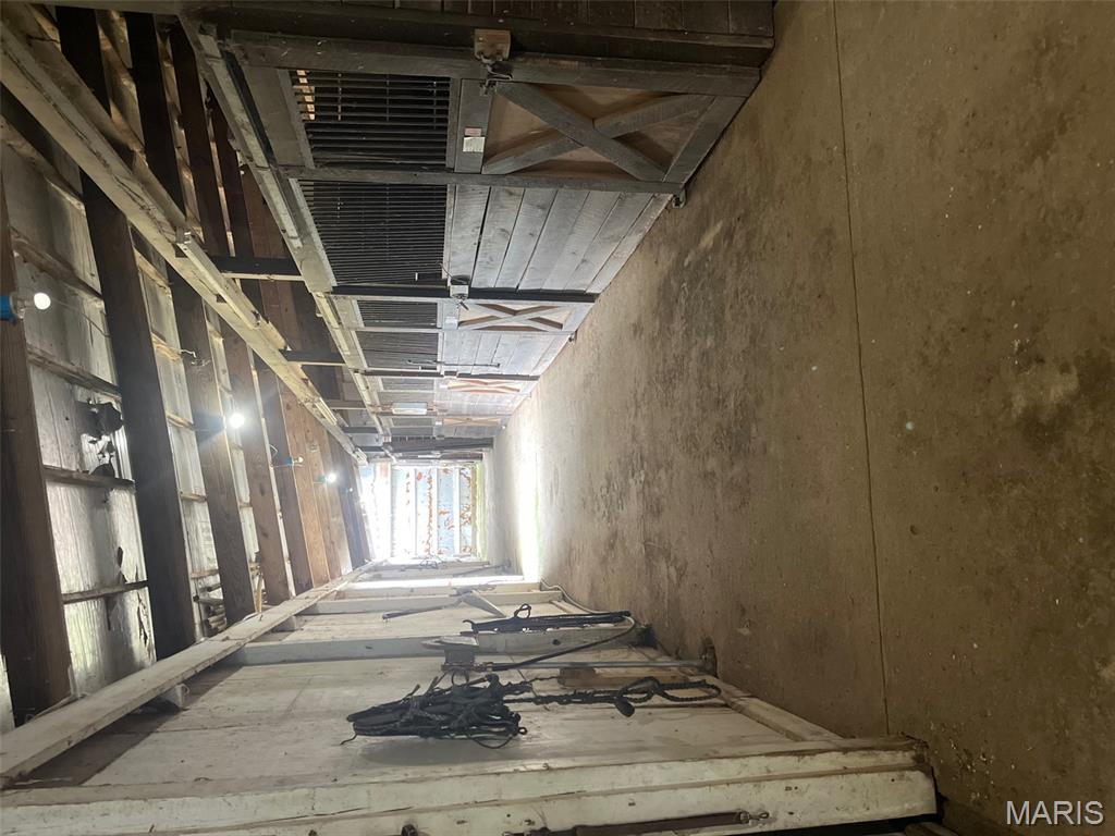 24325 Vinyard Road Cuba, MO 65453 - Photo 18 of 29