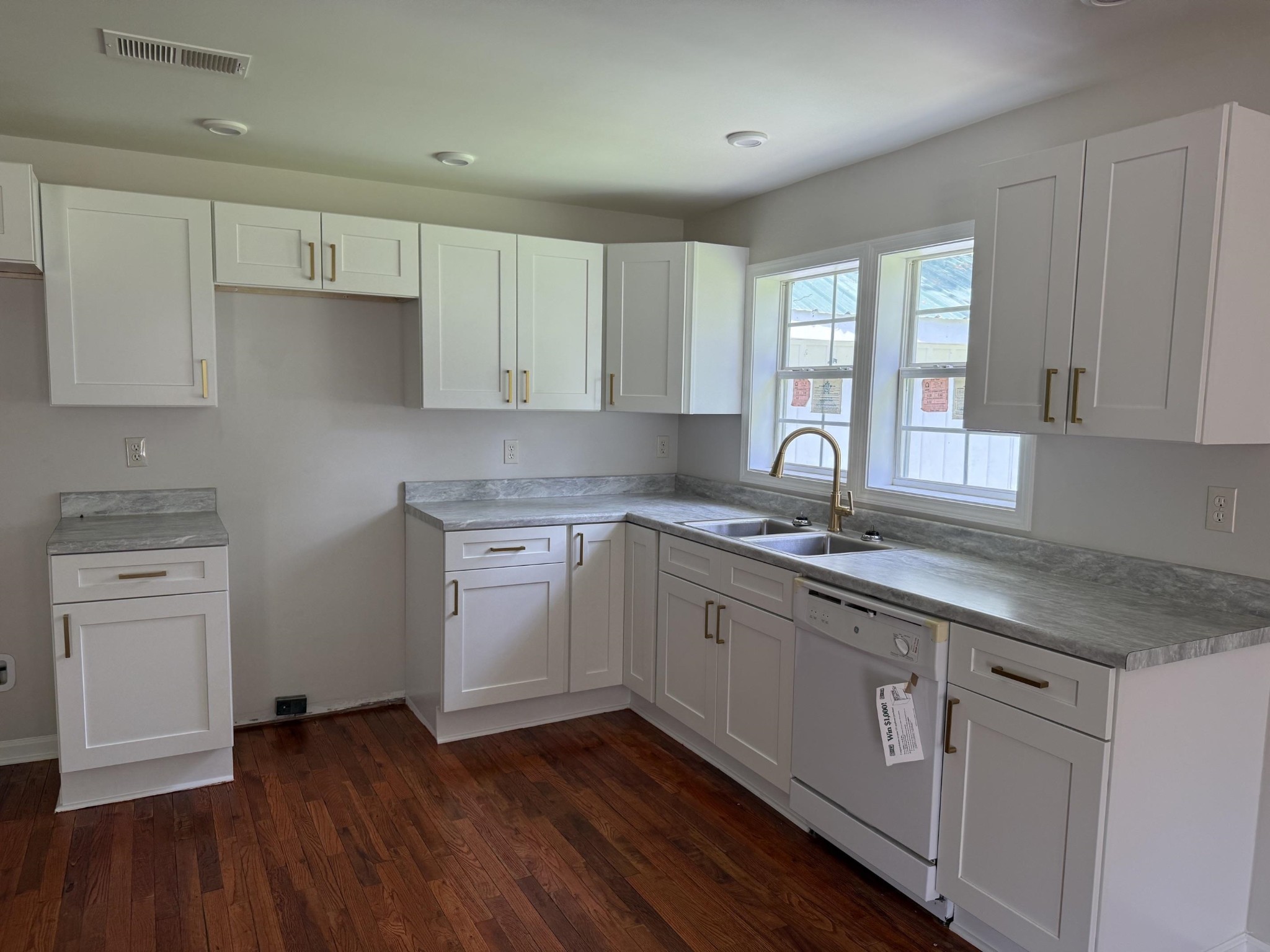 48005 Highway 69 Saltillo, TN 38370 - Photo 2 of 24