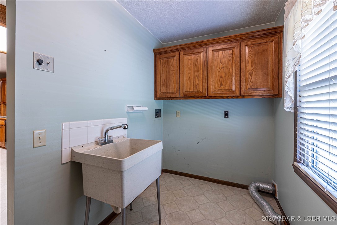 107 South Vansant Road Clinton, MO 64735 - Photo 22 of 51