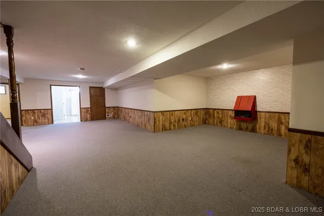 $385,000 | 107 South Vansant Road, Clinton, MO 64735