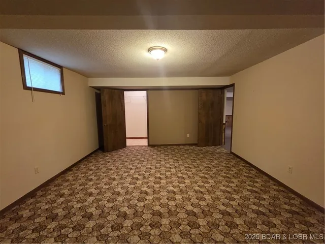 $385,000 | 107 South Vansant Road, Clinton, MO 64735