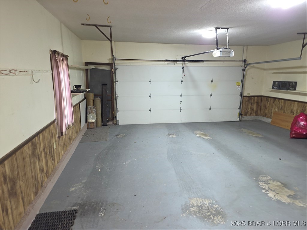 107 South Vansant Road Clinton, MO 64735 - Photo 33 of 49 2-car garage