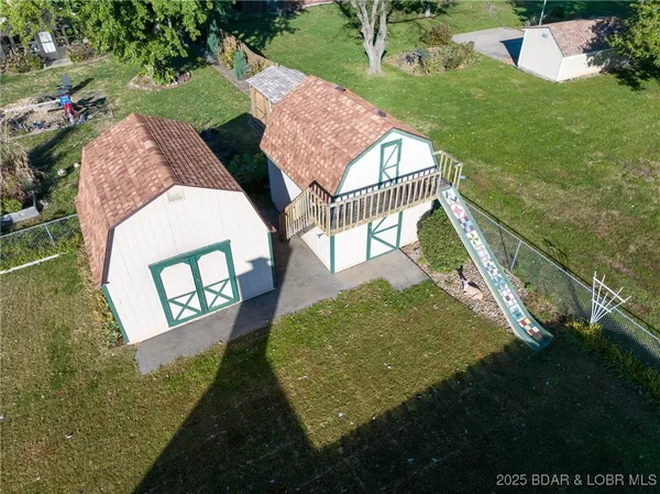 $369,500 | 107 South Vansant Road, Clinton, MO 64735