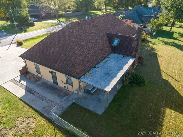 $369,500 | 107 South Vansant Road, Clinton, MO 64735